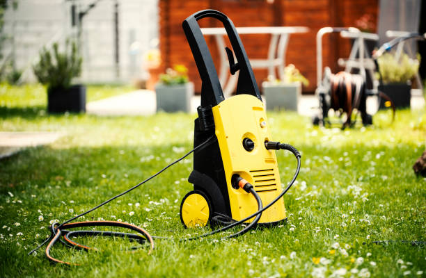Best Animal Enclosure Cleaning  in Hollister, MO